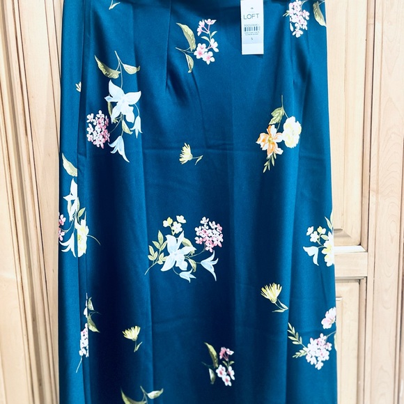 LOFT BUNDLE - NWT -SMALL - Picture 6 of 15